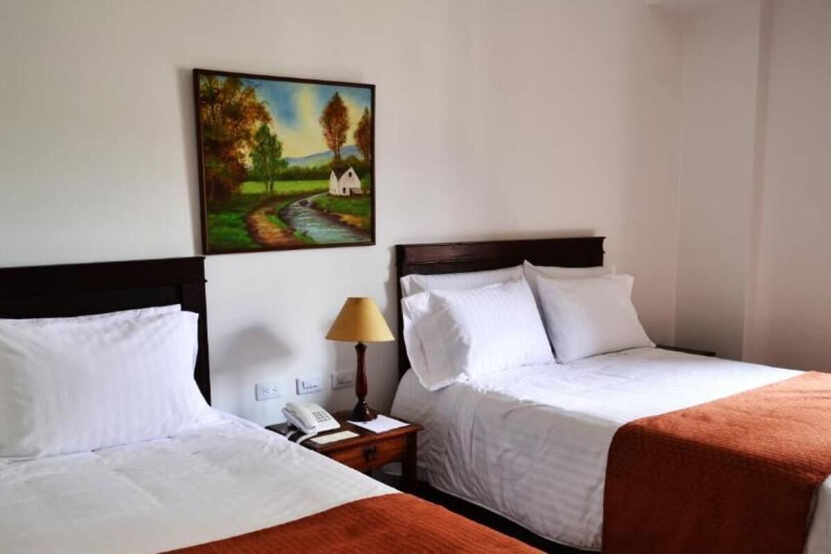 1 bedroom, egyptian cotton sheets, premium bedding, down duvets