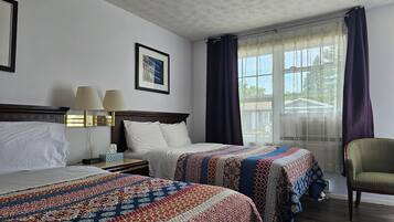 Classic Room, 2 Double Beds | Iron/ironing board, free WiFi, bed sheets