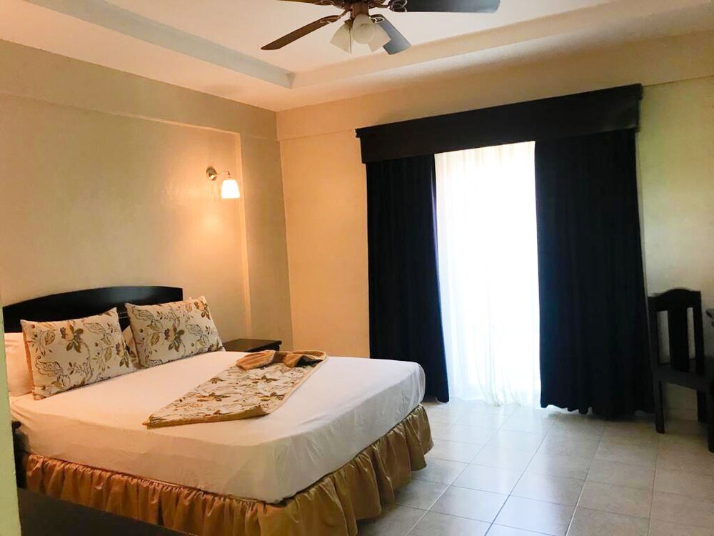 Bavaro Punta Cana Hotel Flamboyan 4