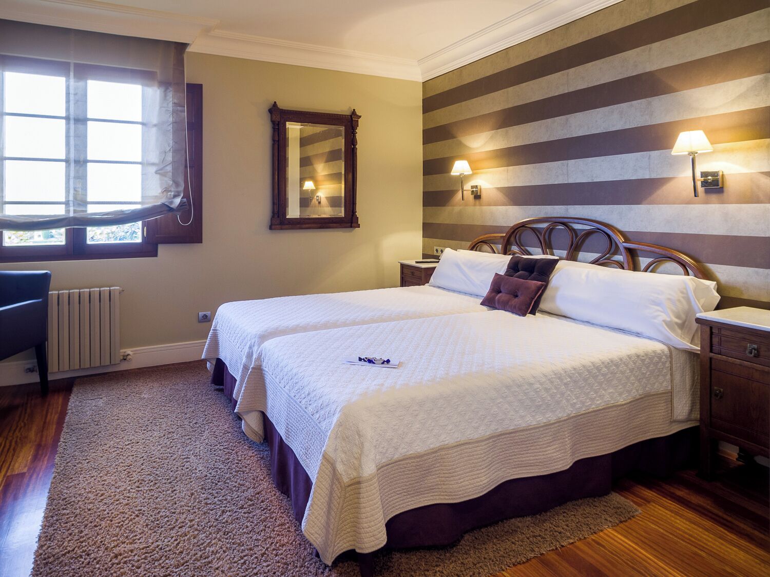Premium bedding, in-room safe, individually decorated