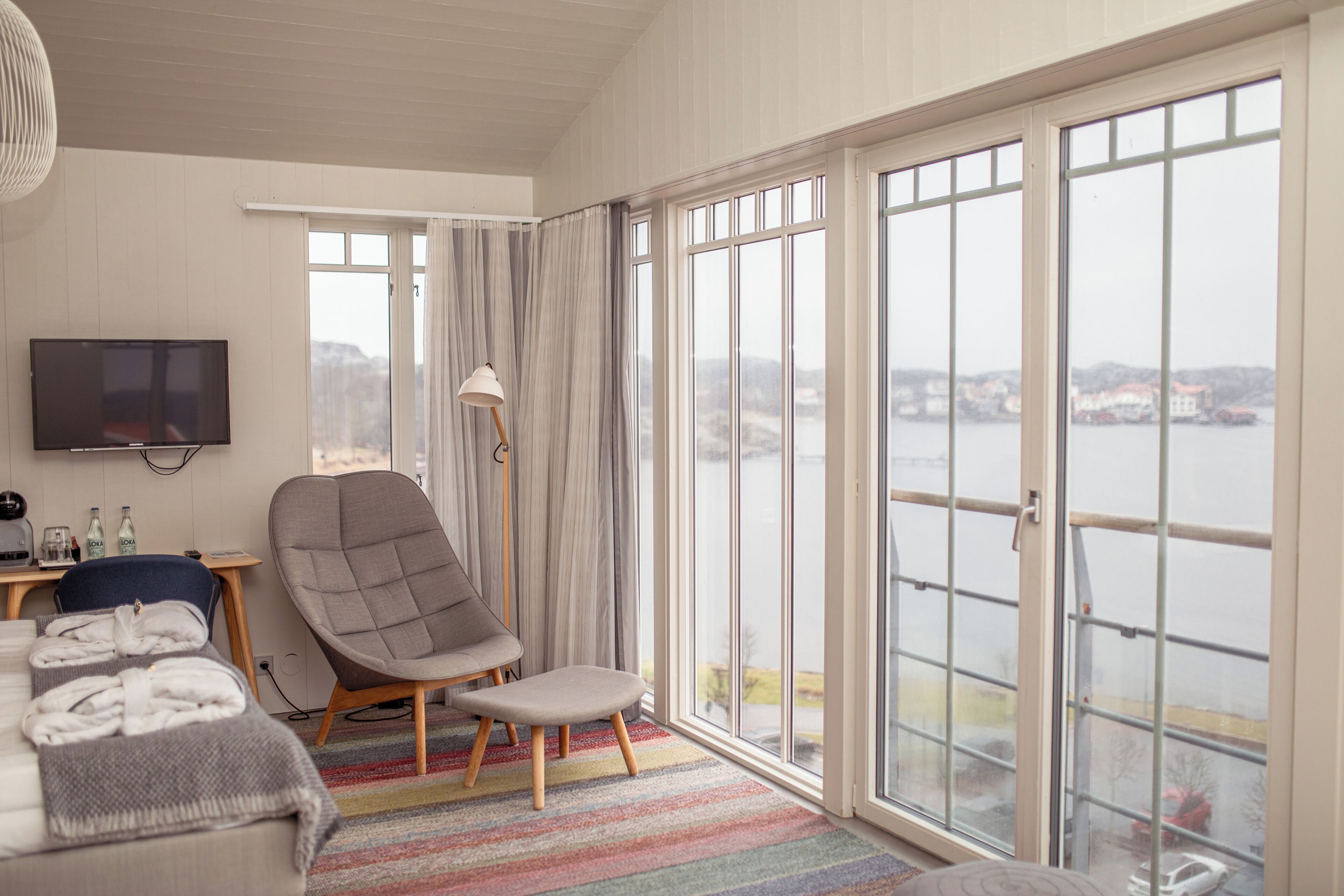 junior suite - (spa excluded) | 1 bedroom, hypo-allergenic bedding, desk, blackout curtains