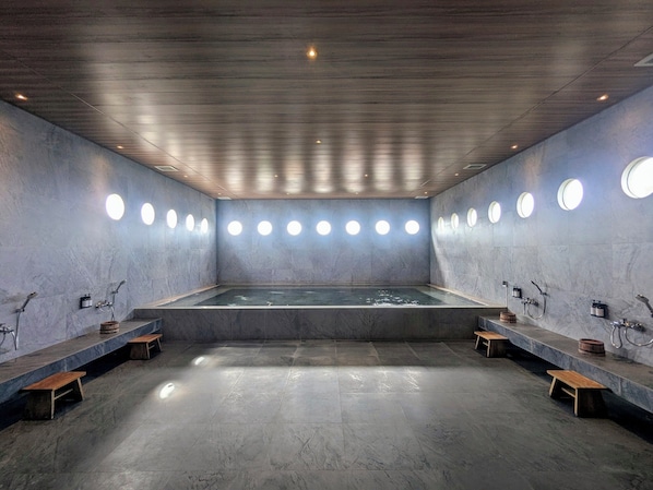 Baño termal público