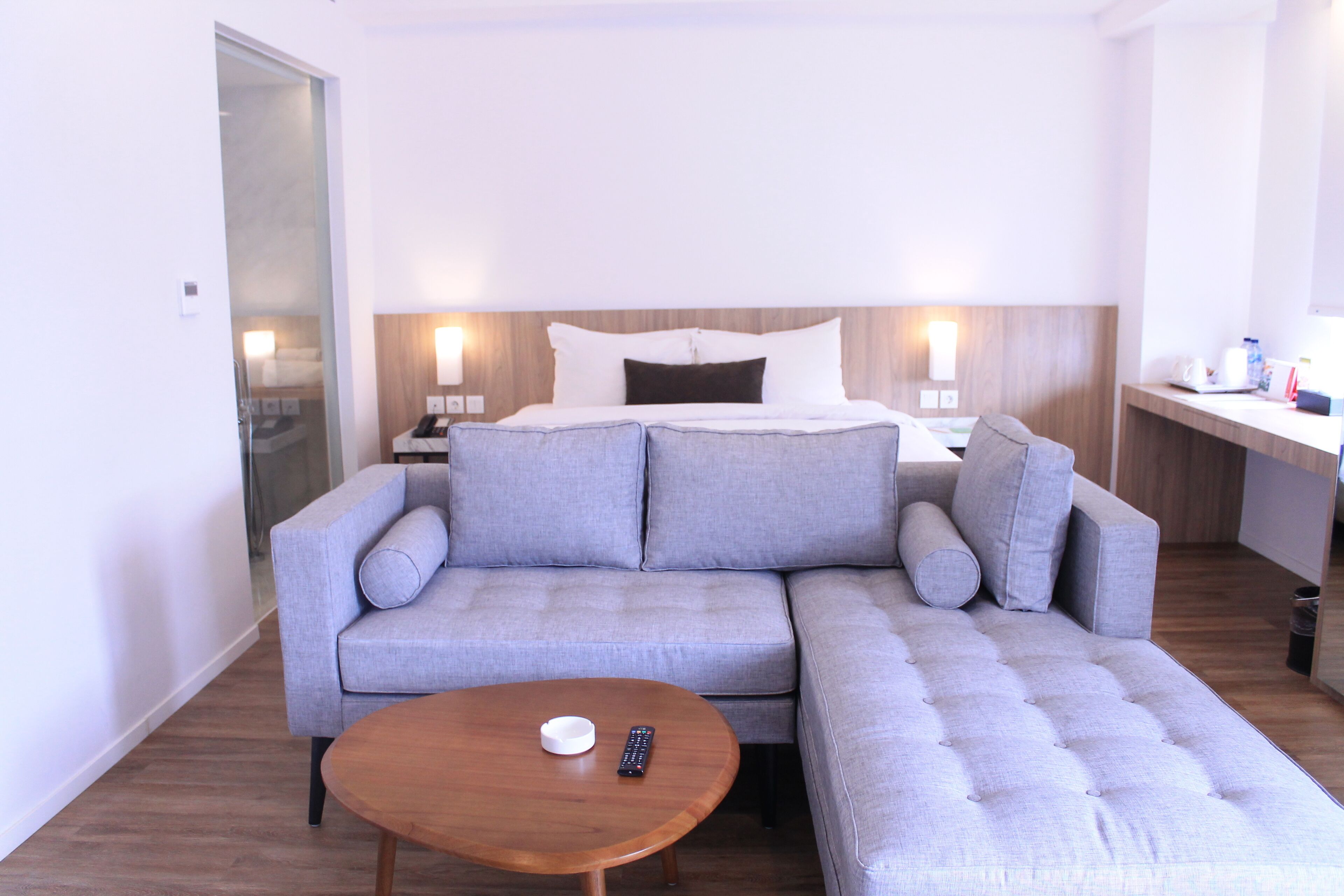 1 bedroom, premium bedding, in-room safe, desk