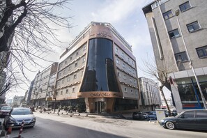 Front of property - MidMar Deluxe Hotel (Istanbul)