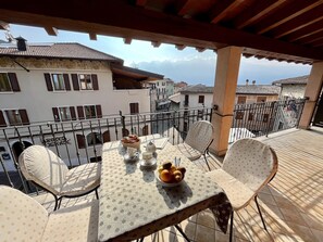 Superior-Apartment, 2 Schlafzimmer, Turm | Blick vom Balkon