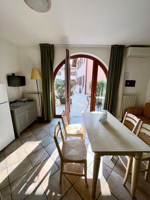 Family Studio, 1 Double Bed with Sofa bed, Ground Floor | Living area