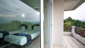 Standard-Zweibettzimmer | Blick vom Balkon