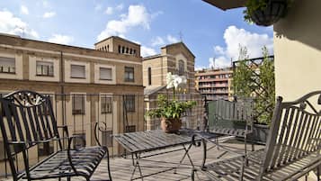 Quarto casal ou duplo superior | Terraço/pátio