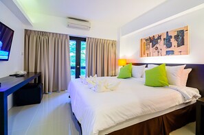 套房, 1 间卧室 | 客房内保险箱、遮光窗帘、免费 WiFi、床单