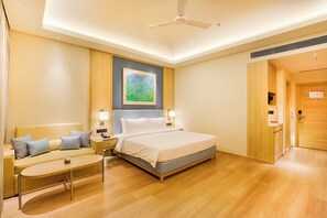Premium bedding, in-room safe, desk, laptop workspace - Club Mahindra Kandaghat (Kandaghat)