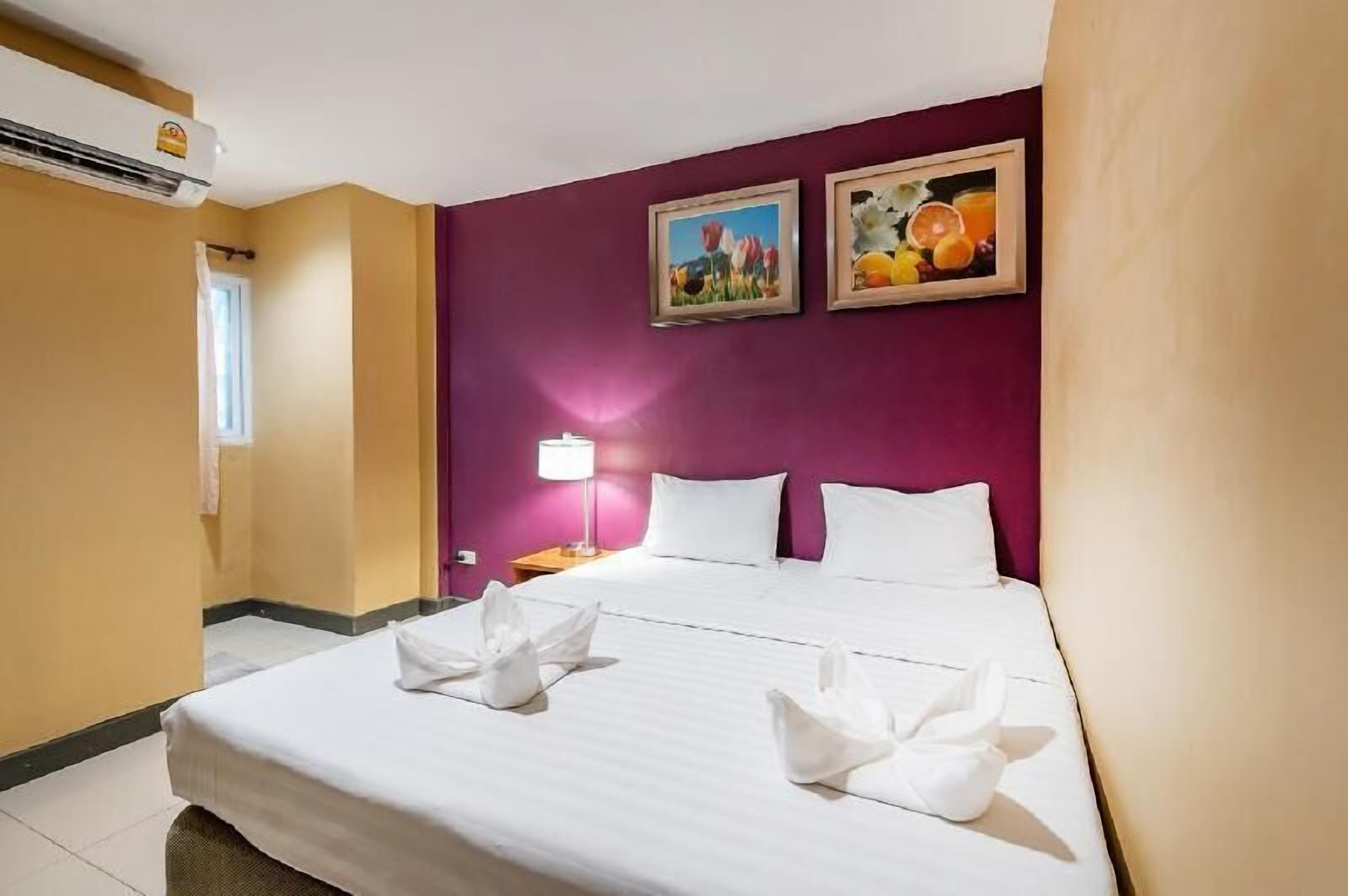 Caja de seguridad en la habitación, escritorio y wifi gratis 