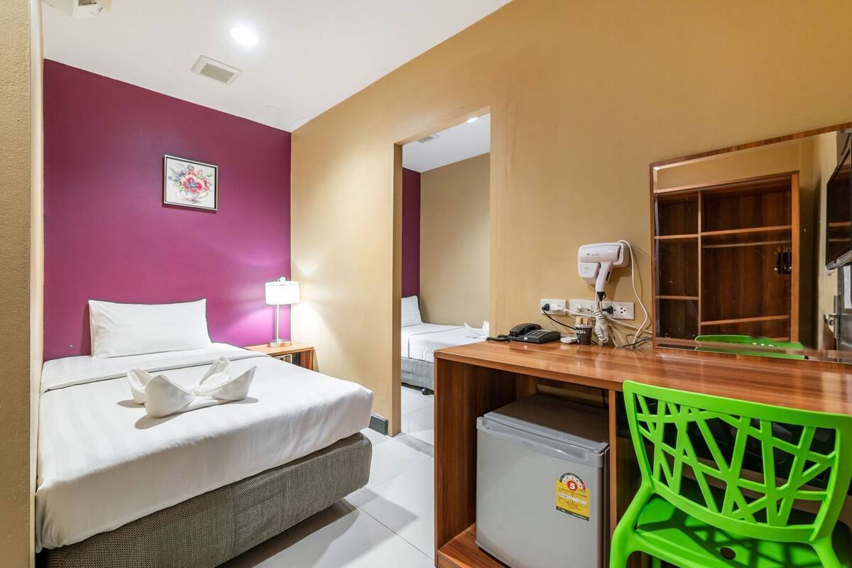 Caja de seguridad en la habitación, escritorio y wifi gratis