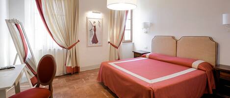Comfort Room | Individually decorated, individually furnished, desk, laptop workspace