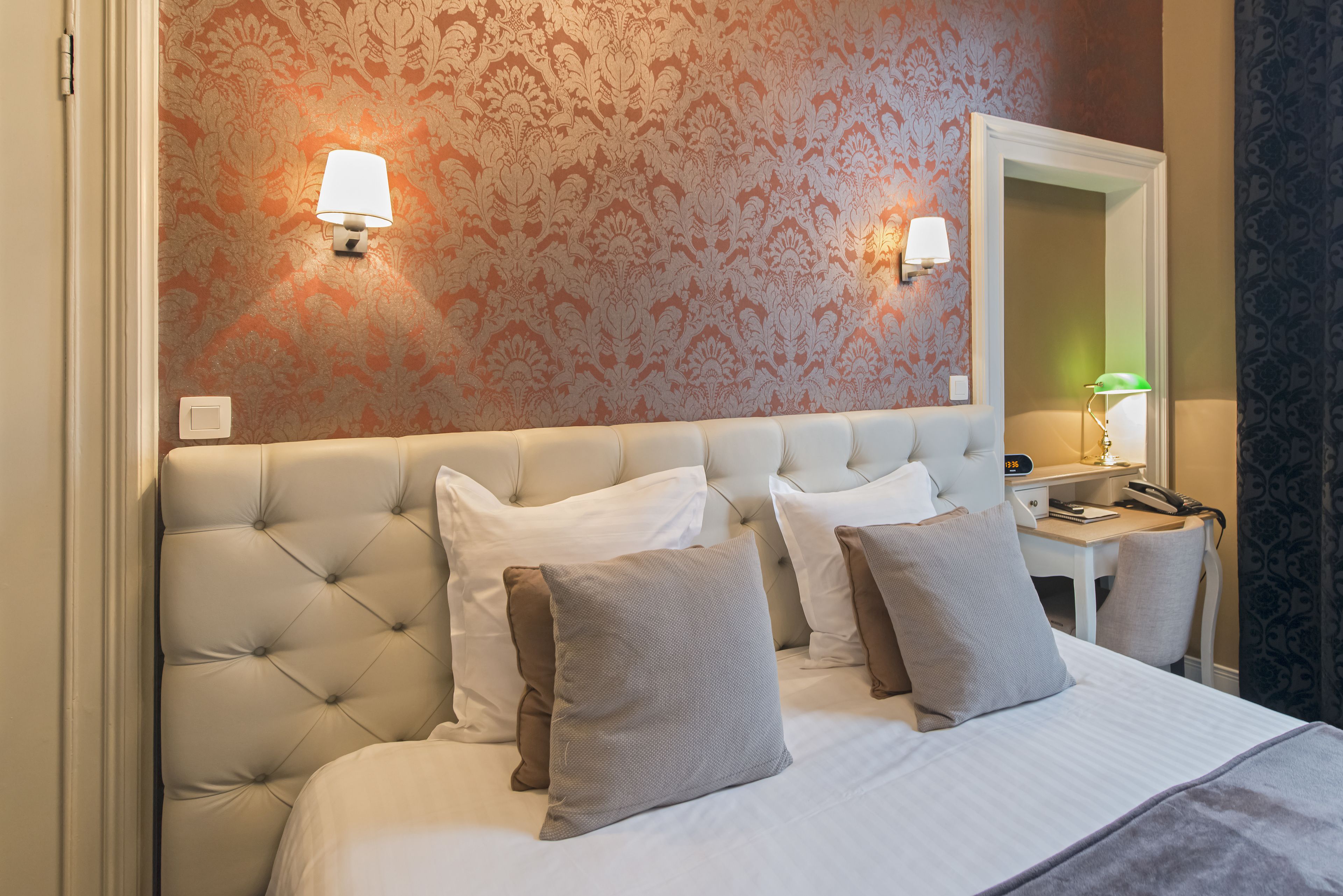 premium bedding, down duvets, tempur-pedic beds, minibar