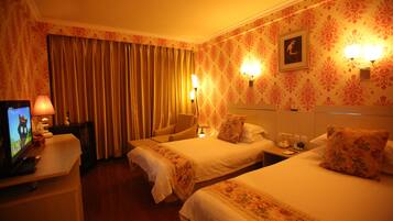 Minibar, in-room safe, desk, blackout drapes