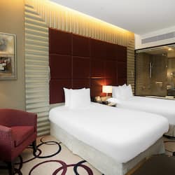 1 bedroom, minibar, in-room safe, desk