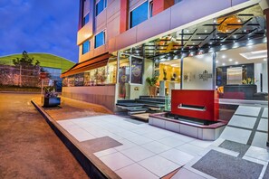 Fachada de la propiedad