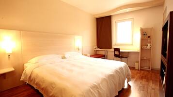 Superior Double Room | In-room safe, desk, free WiFi