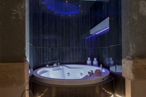 Suite | Private spa tub - Argentina Residenza Style Hotel (Rome)
