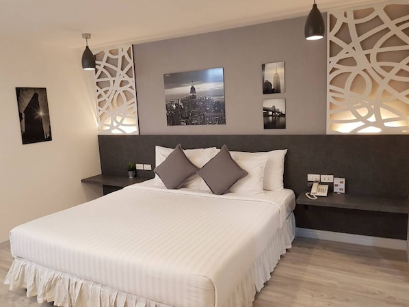 Premier Suite | Literie de qualité supérieure, coffres-forts dans les chambres