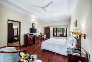Premium bedding, minibar, in-room safe, individually decorated