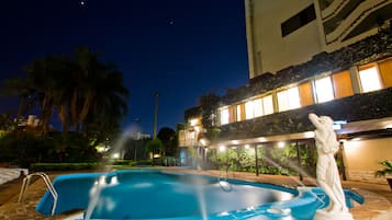 Alberca al aire libre
