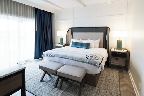 The Inn At Harbor Shores