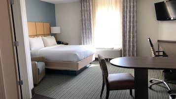 Studio Suite, 1 Queen Bed, Accessible (Comm)