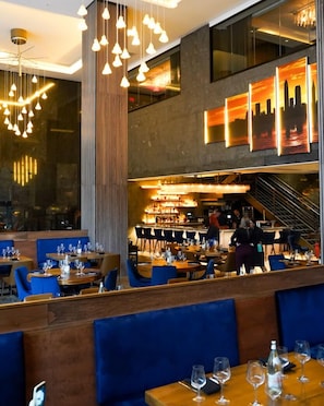 Breakfast, lunch and dinner served  - Metropolitan at The 9, Autograph Collection (Cleveland)