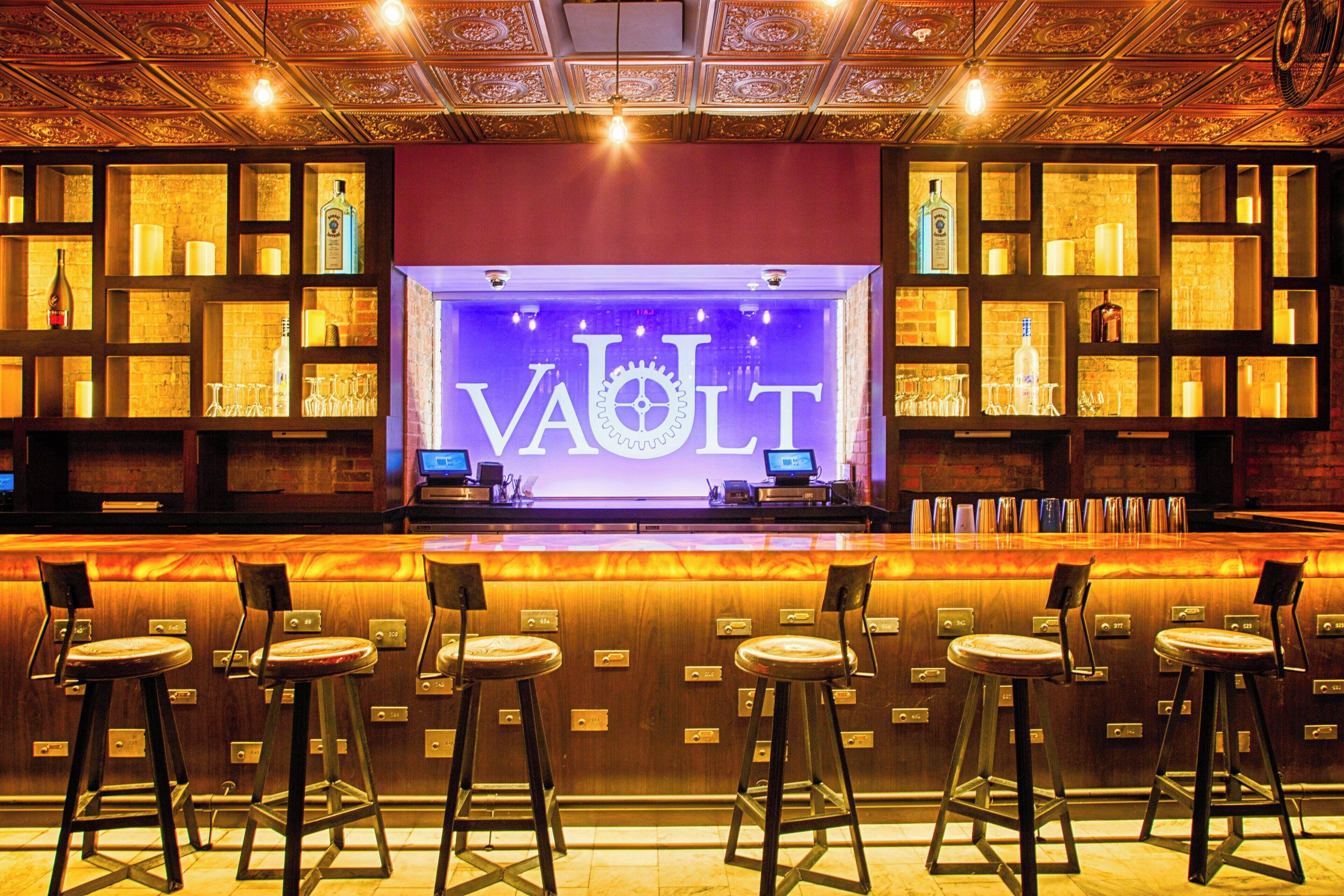 3 bares o lounges, bar en la azotea, bar de cocteles 