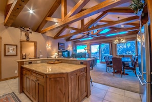 Bathroom - Eagles Overlook by Retreatia (Steamboat Springs)