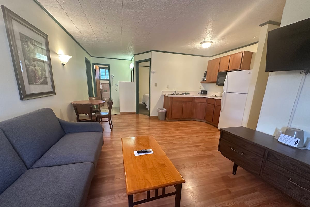 Family Suite | Living area