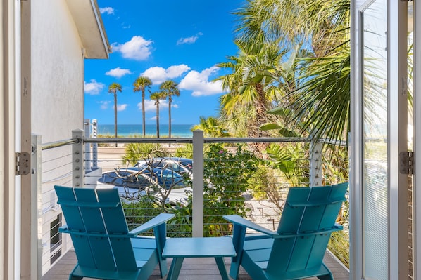 Studio (Gardenia) | Terrace/patio - Inn on the Beach (St. Pete Beach)