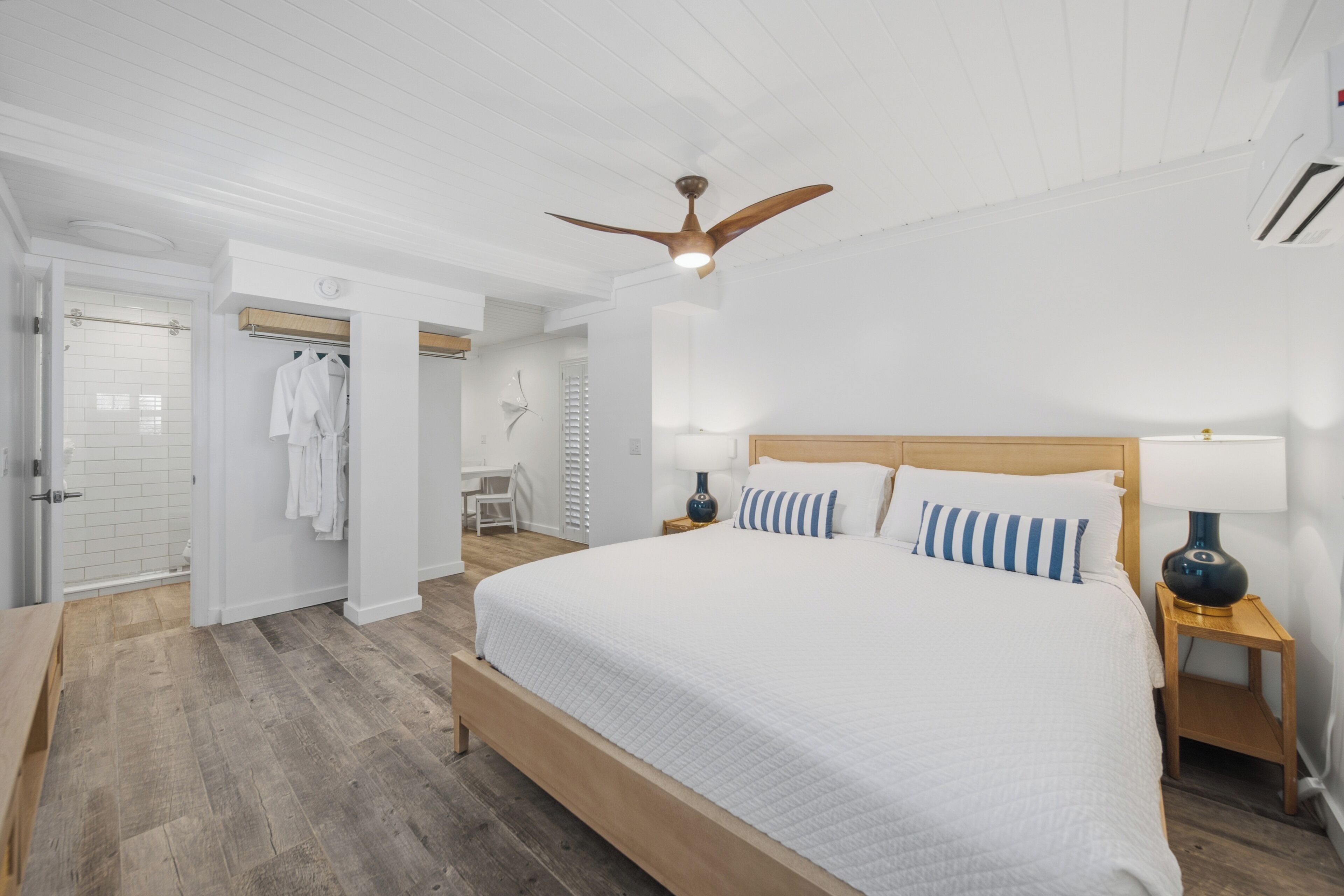 Room, 1 King Bed, Kitchen, Garden View (Hibiscus) | Egyptian cotton sheets, premium bedding, individually decorated