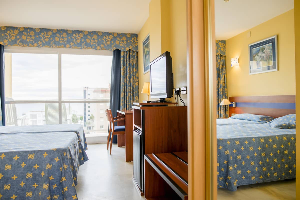 Couette en duvet d'oie, surmatelas, minibar
