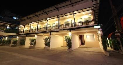Bearing 26 Hotel