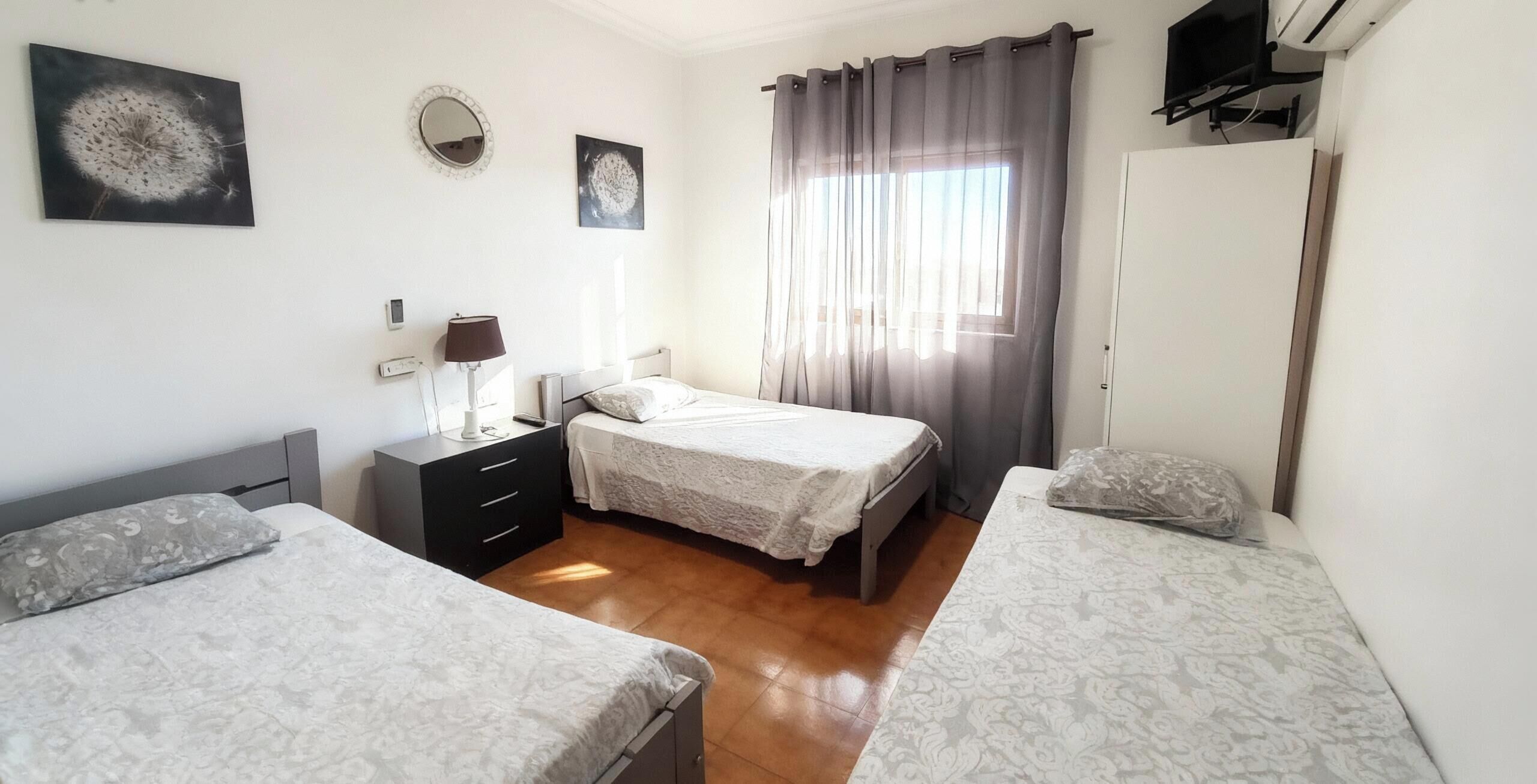 Triple Room, Non Smoking, Air conditioning | Desk, free WiFi, bed sheets