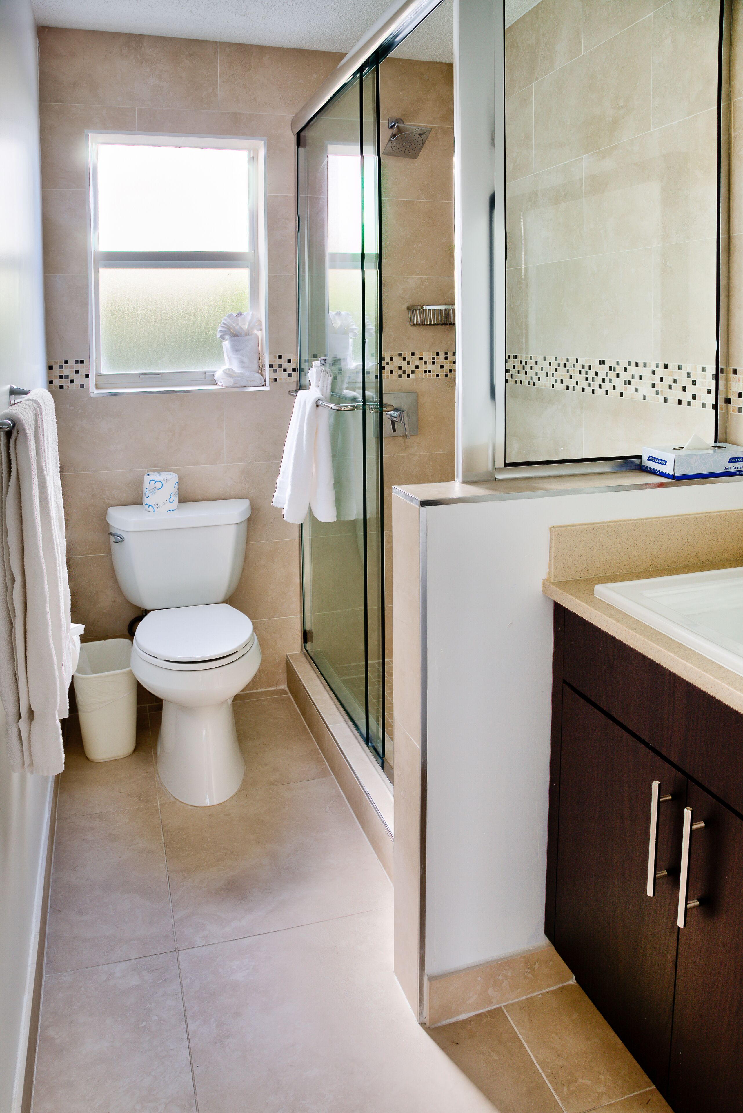 combined shower/bathtub, free toiletries, hair dryer, bathrobes