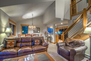 3 Bedroom, 3 Bathroom - 201 | Living area | Fireplace