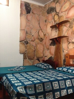 共用宿舍, 僅限女士 (Bed in room for 6 people) | 遮光窗簾/窗簾、熨斗/熨衫板、免費 Wi-Fi、床單