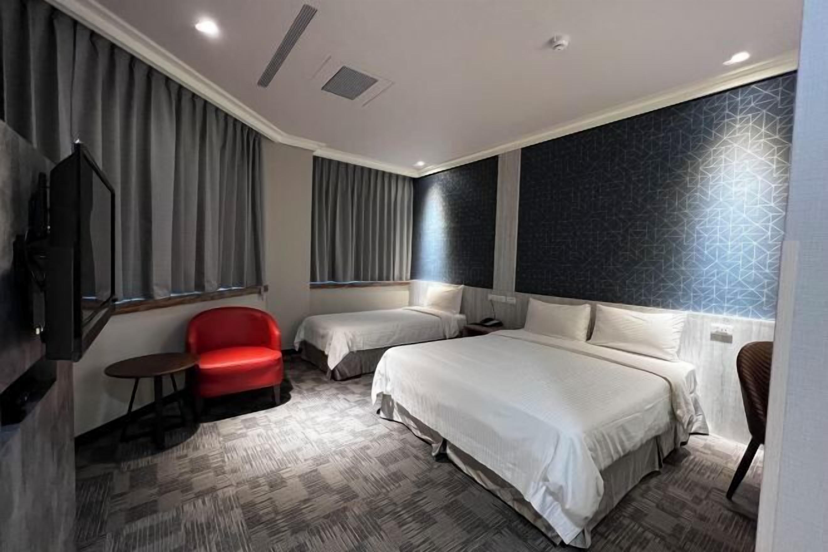 Down comforters, desk, soundproofing, free WiFi