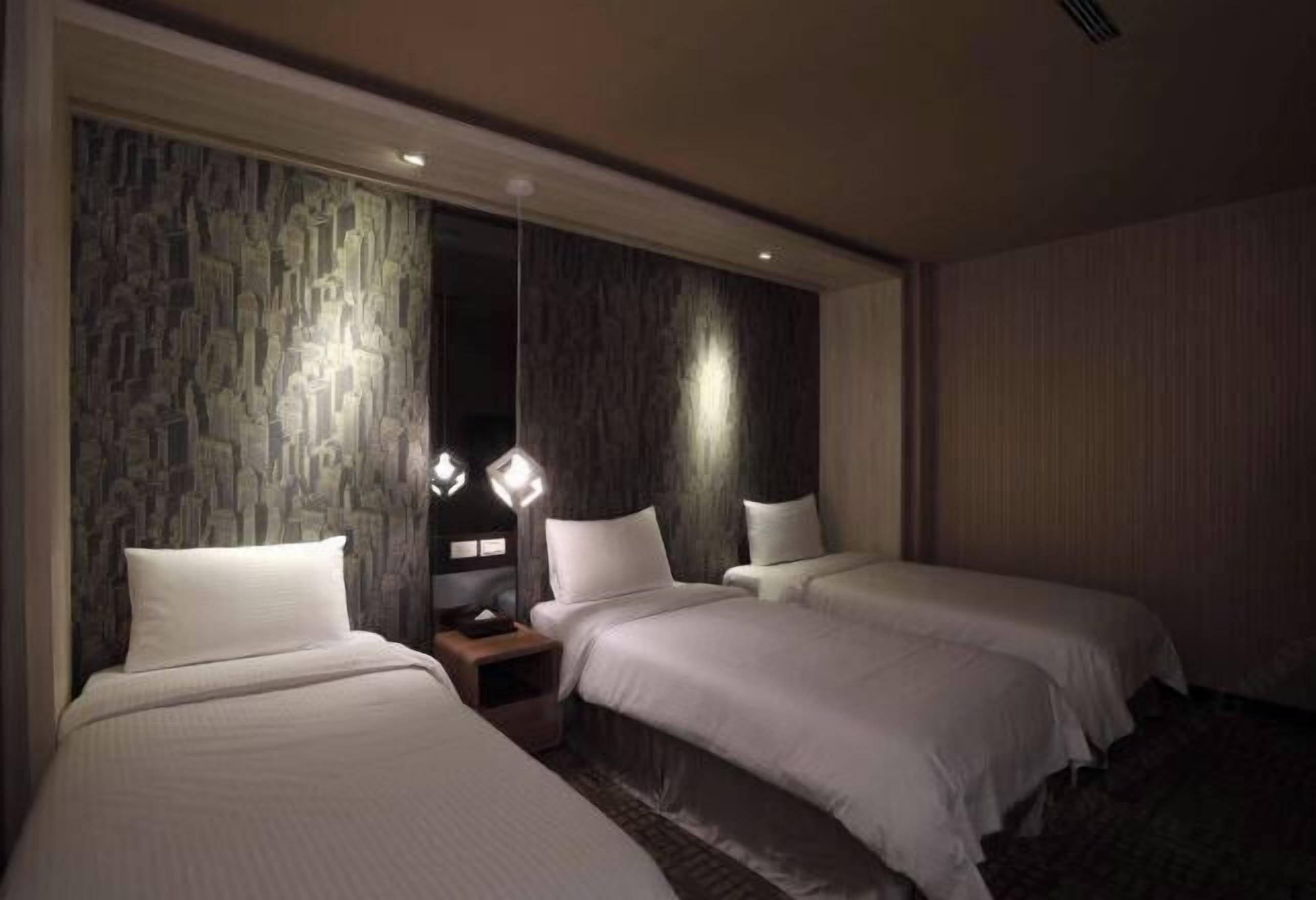 Down comforters, desk, soundproofing, free WiFi