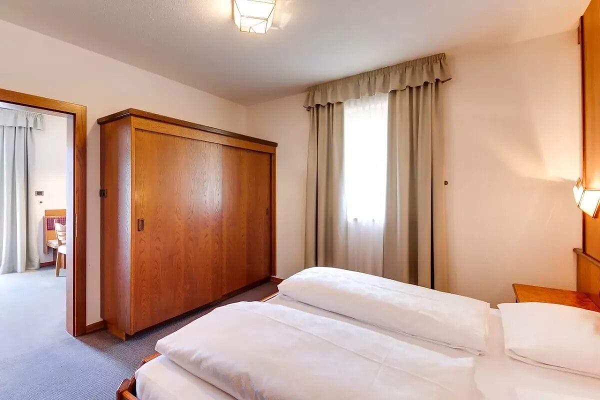 1 bedroom, in-room safe, desk, free WiFi