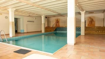 Piscine couverte