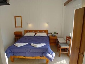 Standardzimmer | Bügeleisen/Bügelbrett, kostenlose Babybetten, Zustellbetten