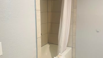 Vòi sen/bồn tắm kết hợp, bồn tắm ngâm, khăn tắm