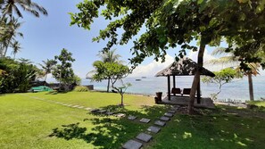 Sea breeze Suite 1 | Beach/ocean view - Sea Breeze Candidasa (Manggis)