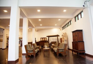 Lobby lounge - Palms, Mount Lavinia (Mount Lavinia)