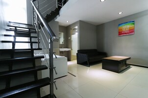 Room (VIP) | Ruang tamu | TV 