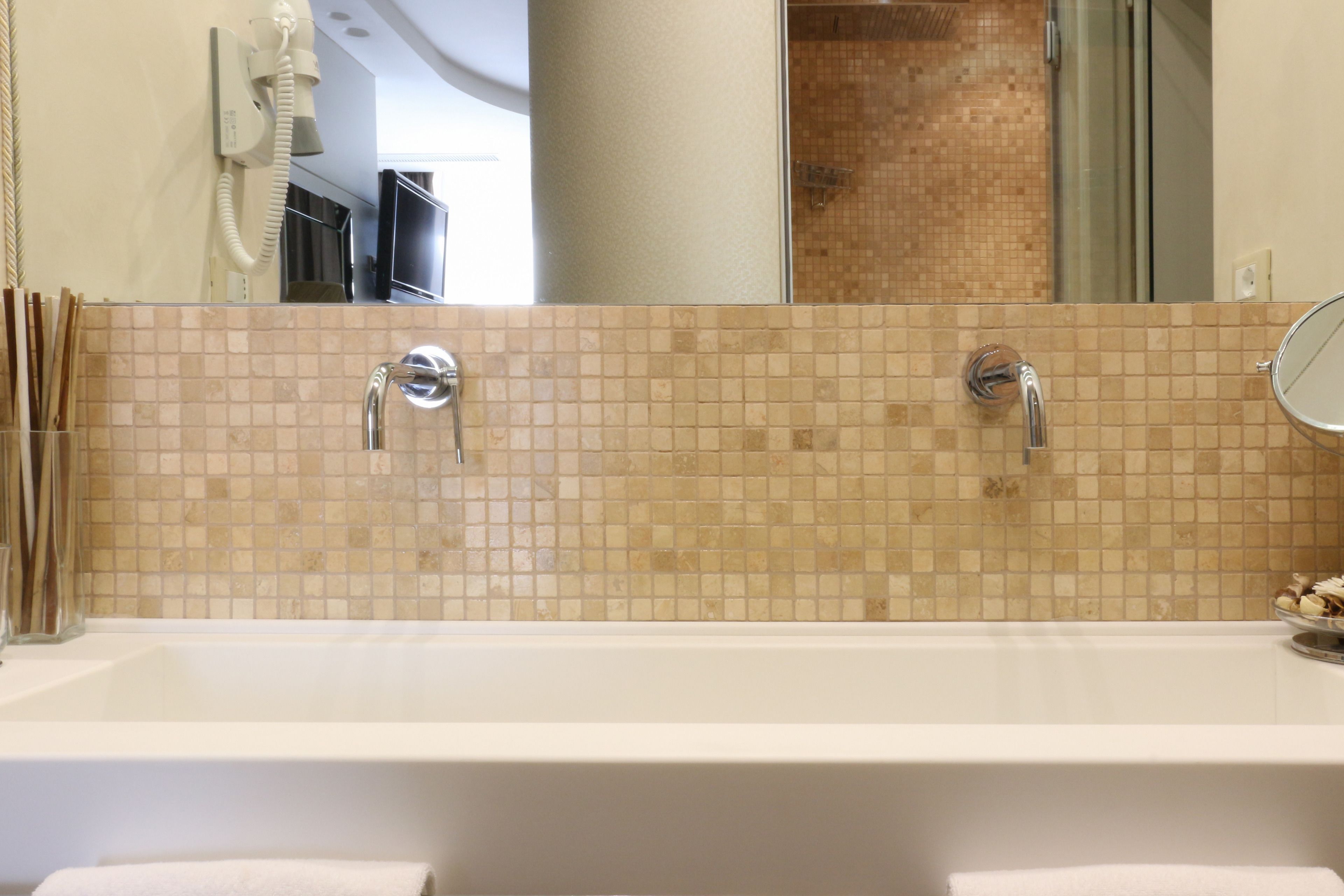 junior suite, 1 bedroom, hot tub, executive level | deep-soaking bathtub